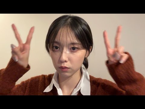 Zusammenschnitt von Reaktionen der Synchronsprecherin Konatsu Kato während des Silent Hill f Live-Streams